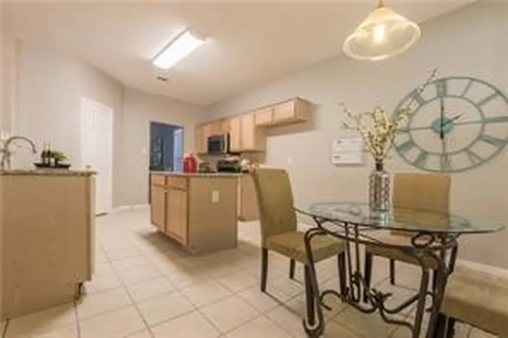 3348 Autumn View Drive Grand Prairie TX 75050