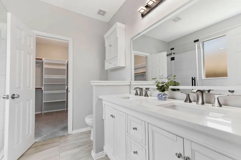 3348 Autumn View Drive Grand Prairie TX 75050