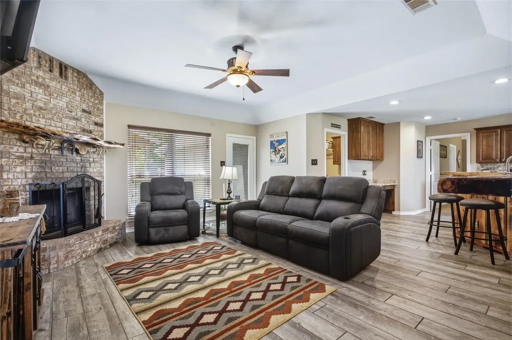 119 Harli Drive Trenton TX 75490