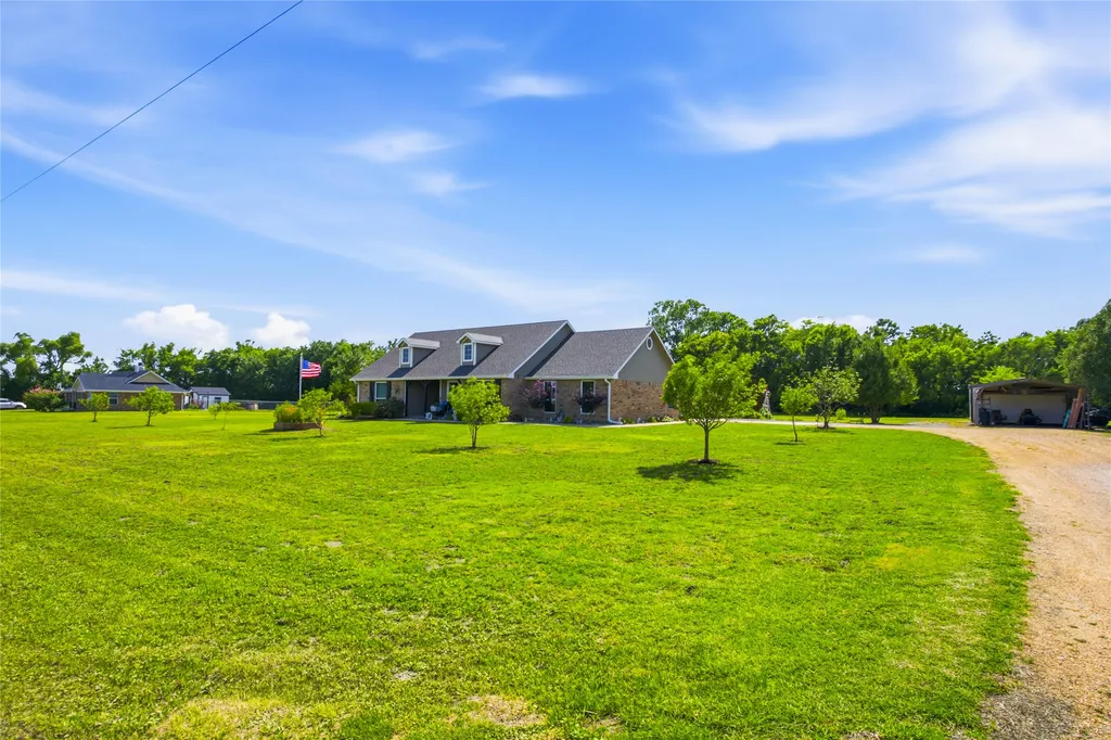 119 Harli Drive Trenton TX 75490