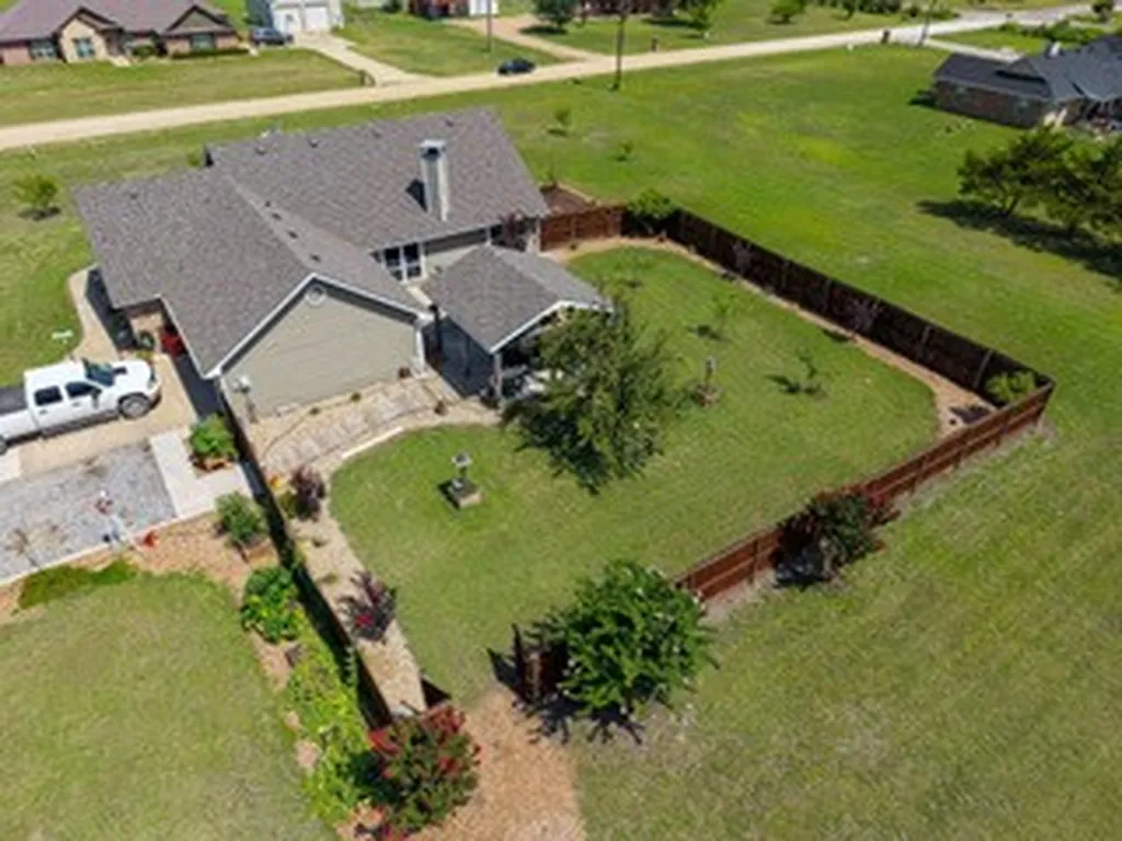 119 Harli Drive Trenton TX 75490