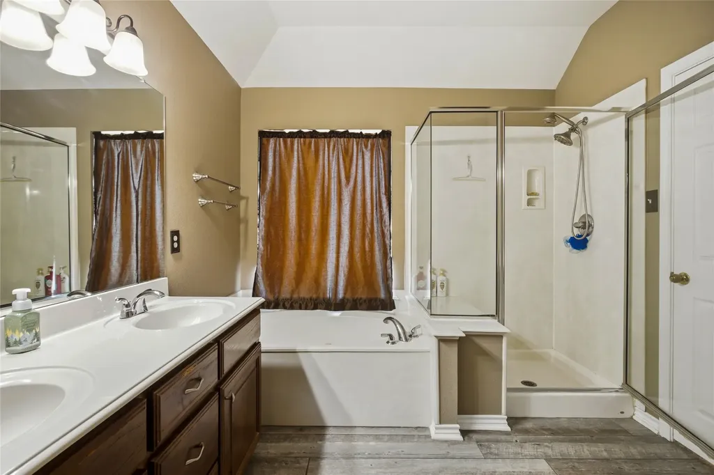 119 Harli Drive Trenton TX 75490