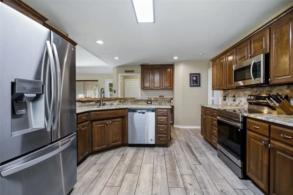 119 Harli Drive Trenton TX 75490