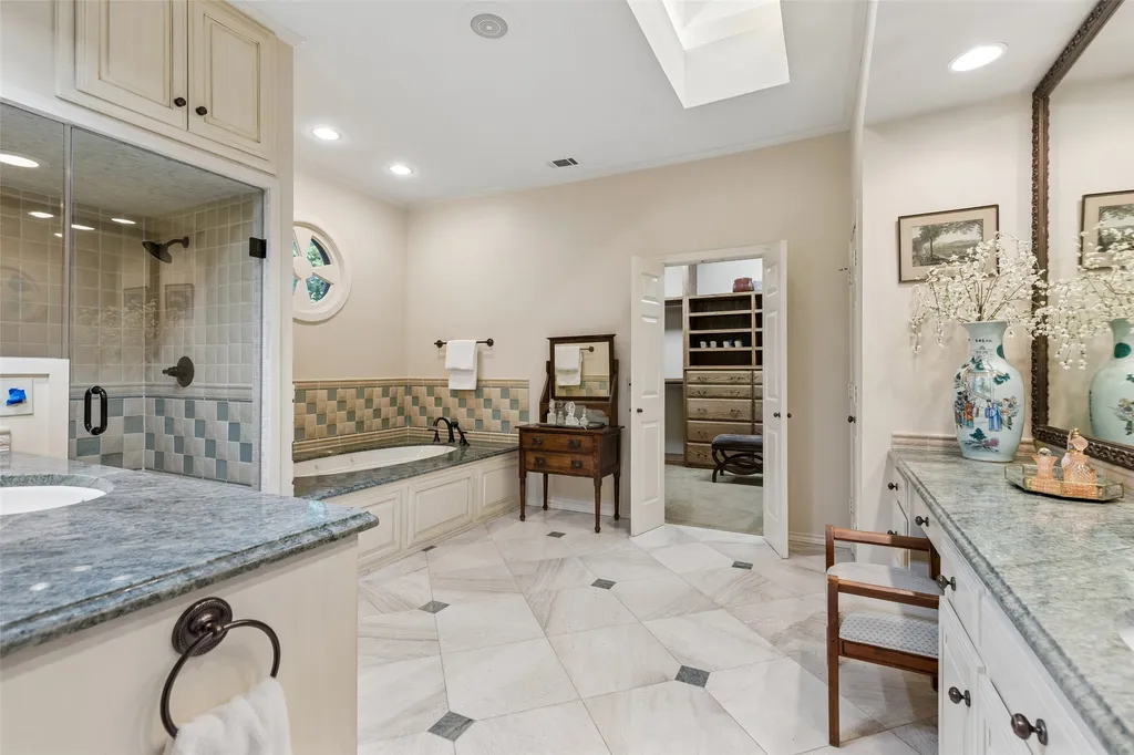 8732 Arbor Park Court Dallas TX 75243