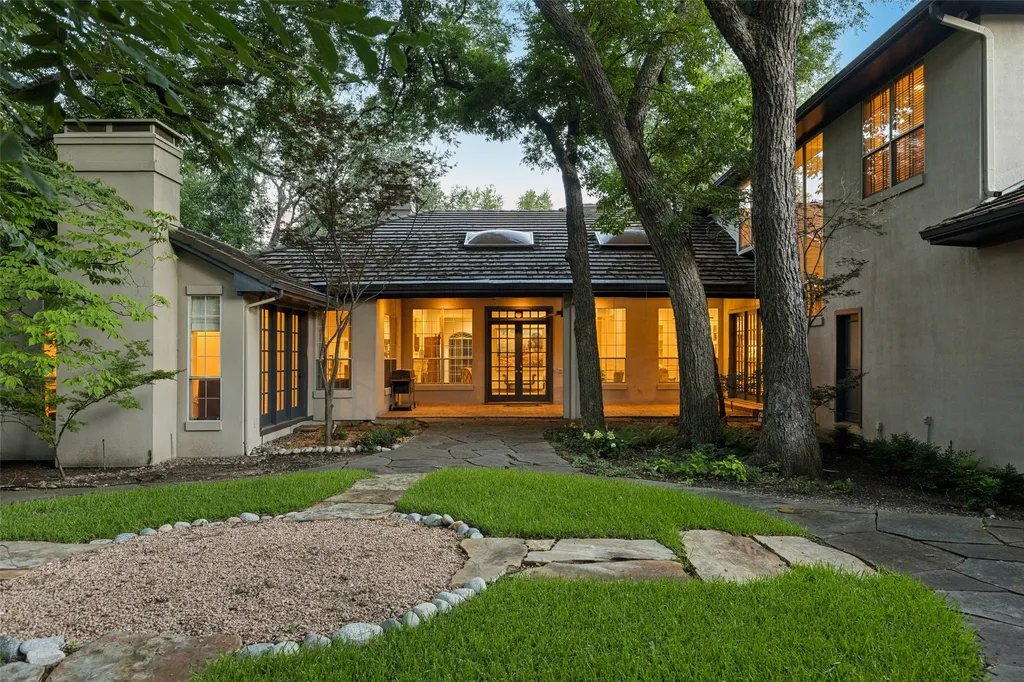 8732 Arbor Park Court Dallas TX 75243