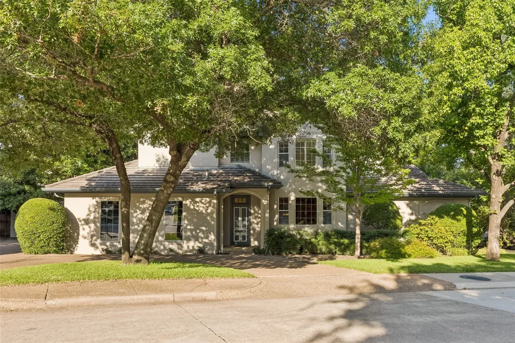 8732 Arbor Park Court Dallas TX 75243