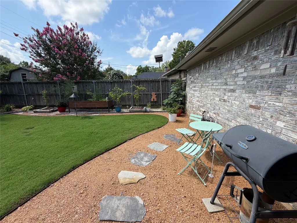 1330 36th Street NE Paris TX 75462