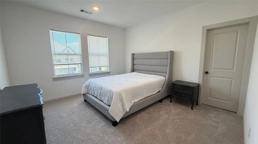 213 Scottish Way Mansfield TX 76063