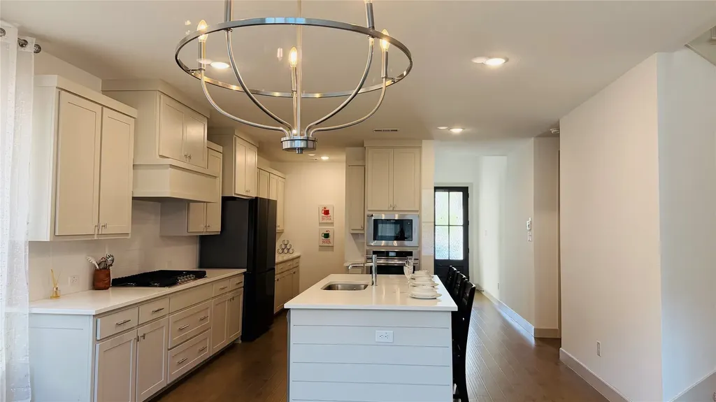 213 Scottish Way Mansfield TX 76063