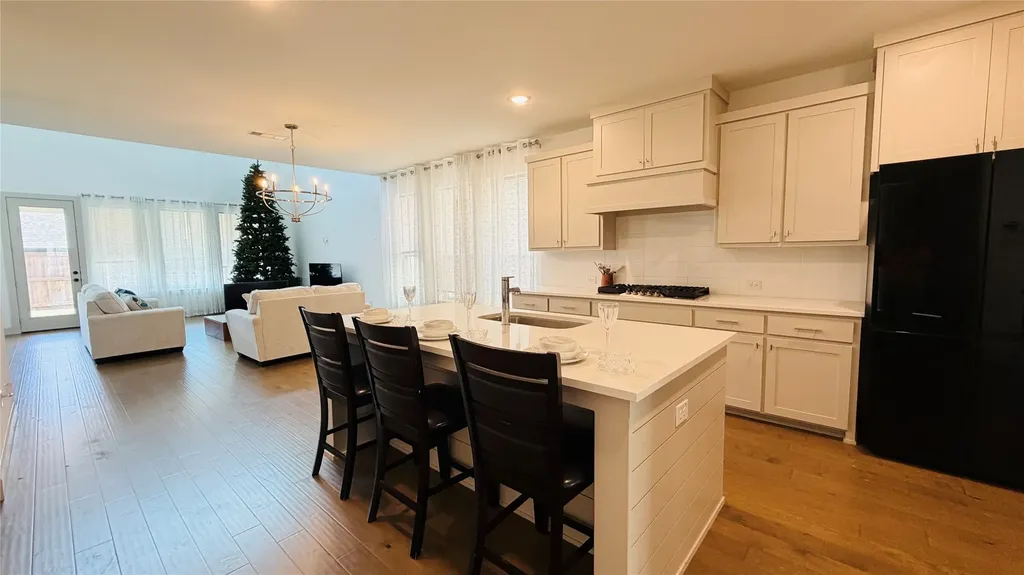 213 Scottish Way Mansfield TX 76063