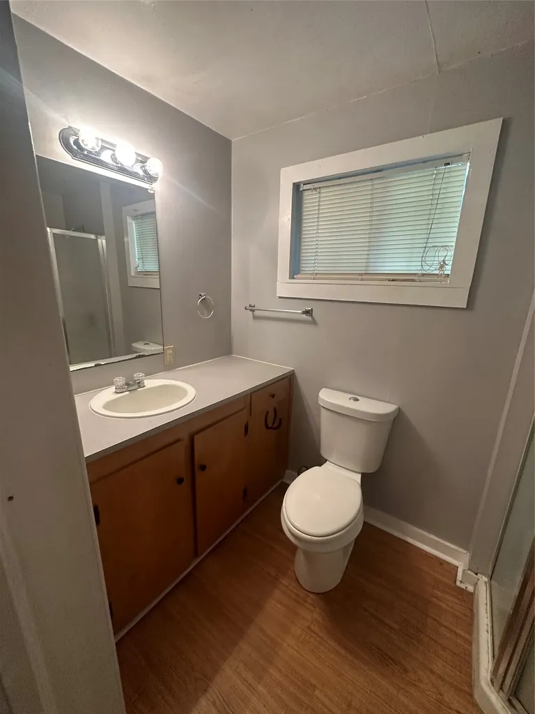 482 County Road 2212 Cleveland TX 77327