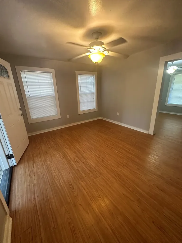 482 County Road 2212 Cleveland TX 77327