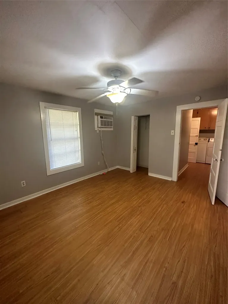 482 County Road 2212 Cleveland TX 77327