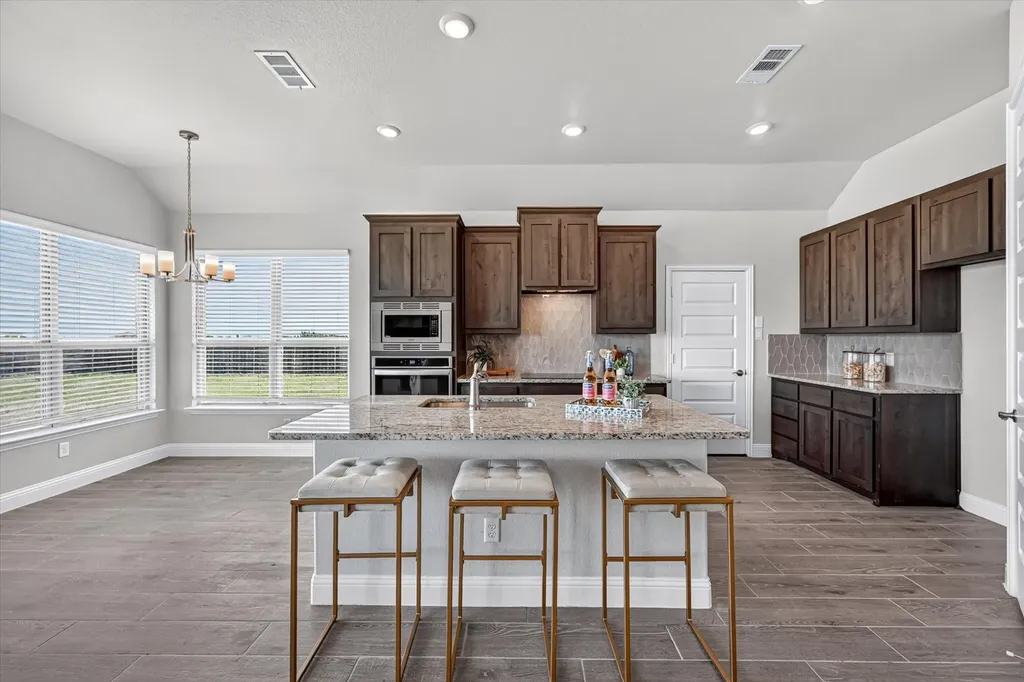 401 Berkeley Drive Waxahachie TX 75167