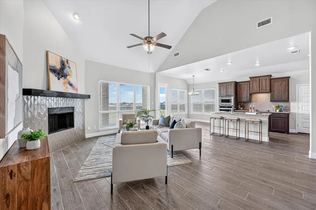 401 Berkeley Drive Waxahachie TX 75167
