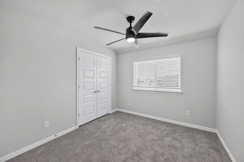 401 Berkeley Drive Waxahachie TX 75167