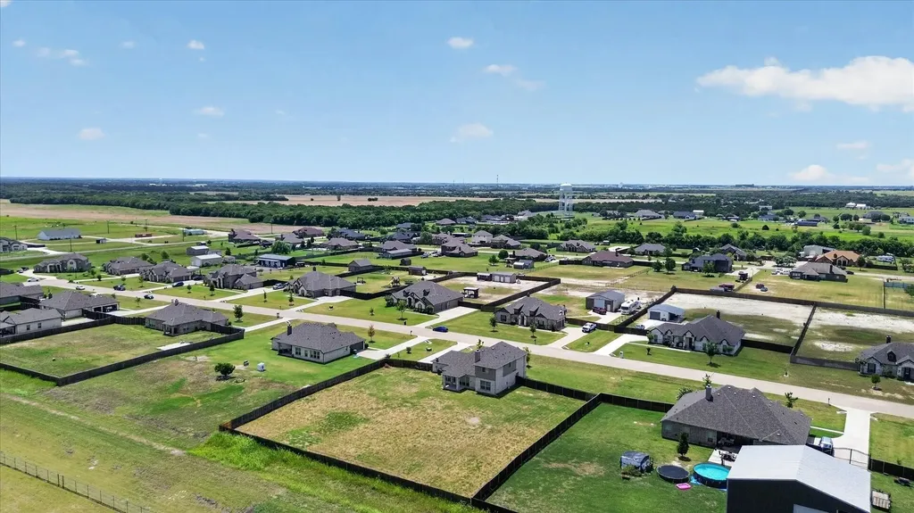 401 Berkeley Drive Waxahachie TX 75167