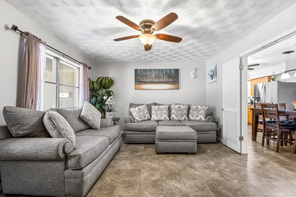 13806 Heartside Place Farmers Branch TX 75234