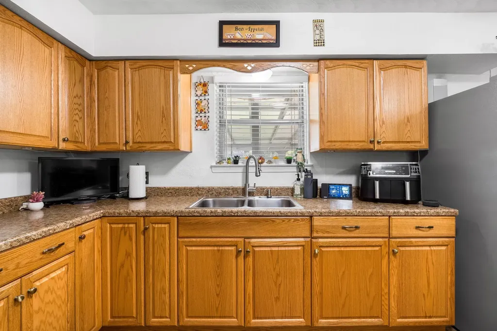 13806 Heartside Place Farmers Branch TX 75234