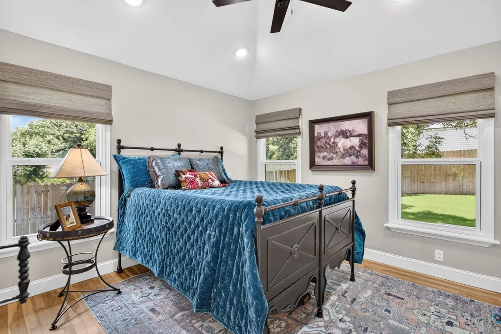 515 W Couts Street Weatherford TX 76086