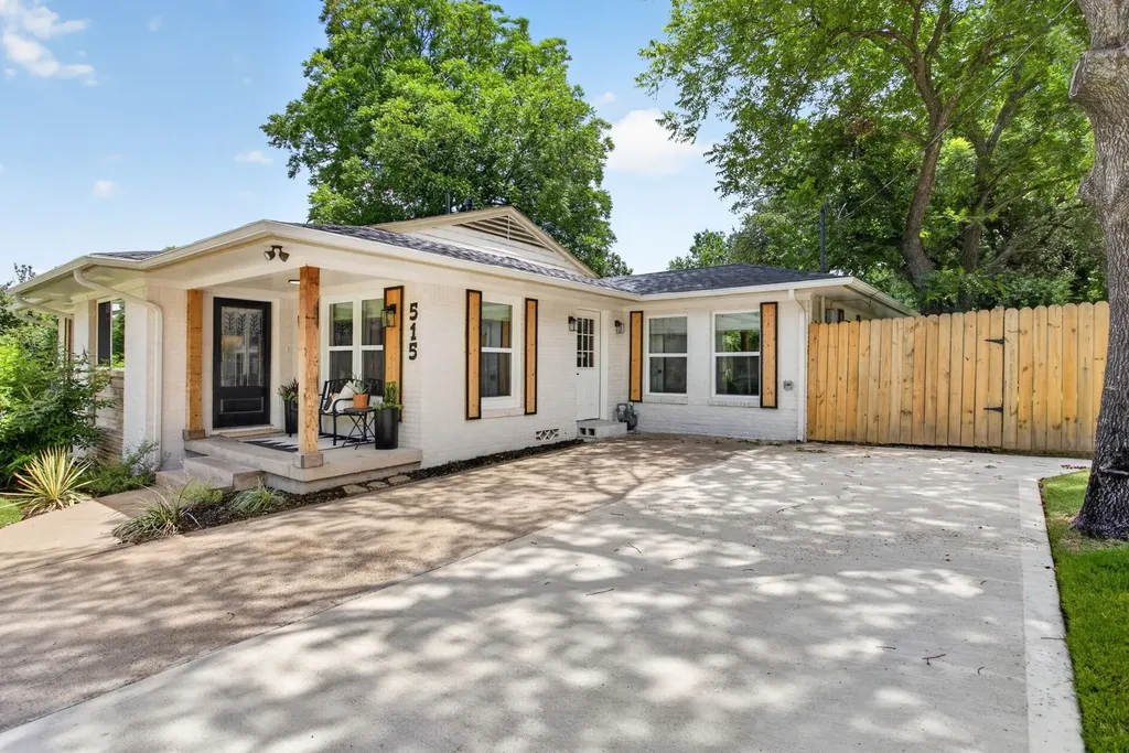 515 W Couts Street Weatherford TX 76086