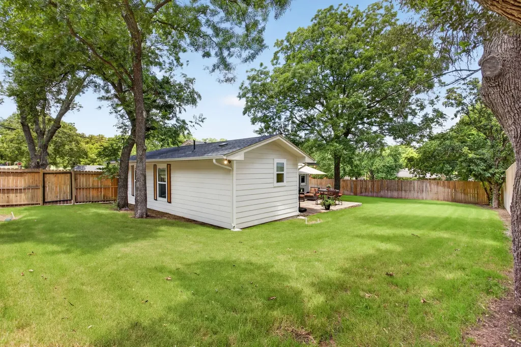515 W Couts Street Weatherford TX 76086