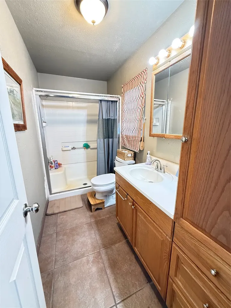 288 County Road 4430 Whitewright TX 75491