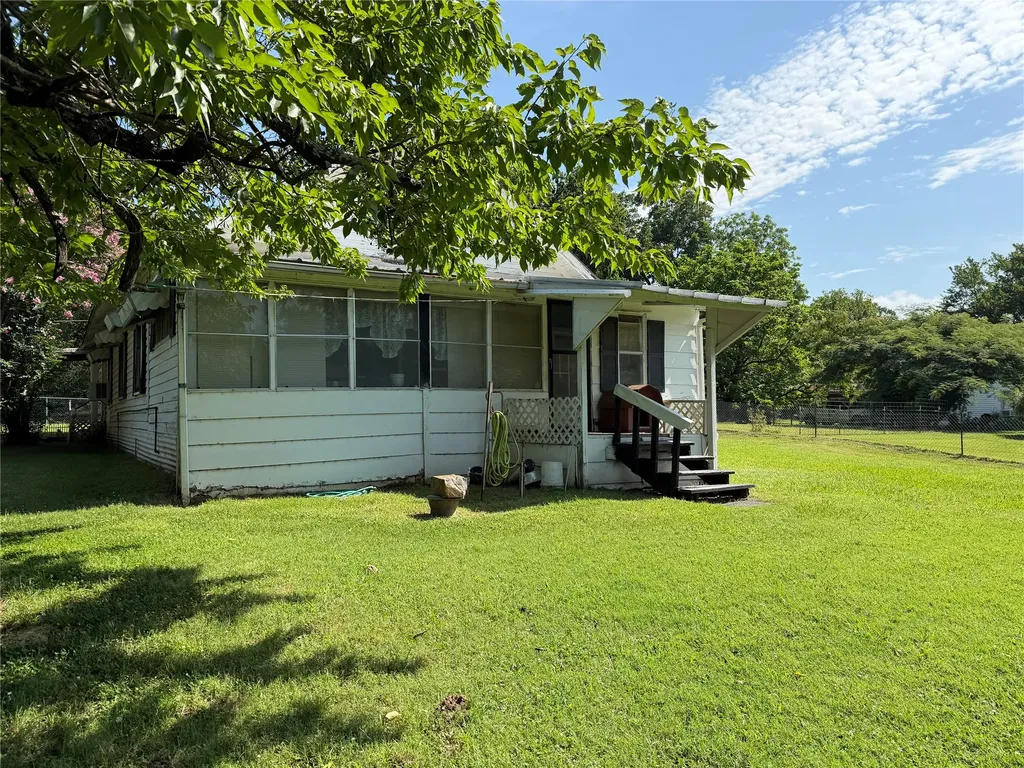 461 County Road 35950 Arthur City TX 75411