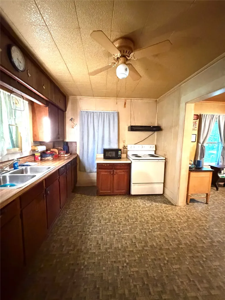 461 County Road 35950 Arthur City TX 75411