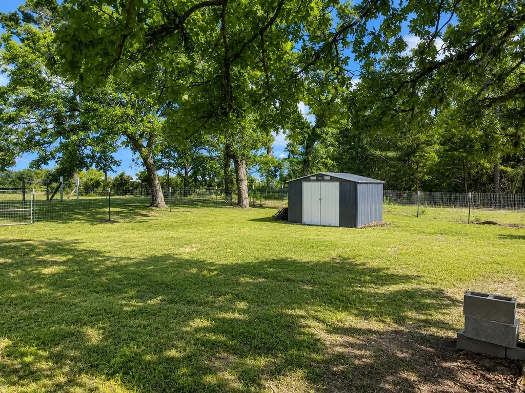 10038 County Road 313 Tyler TX 75706