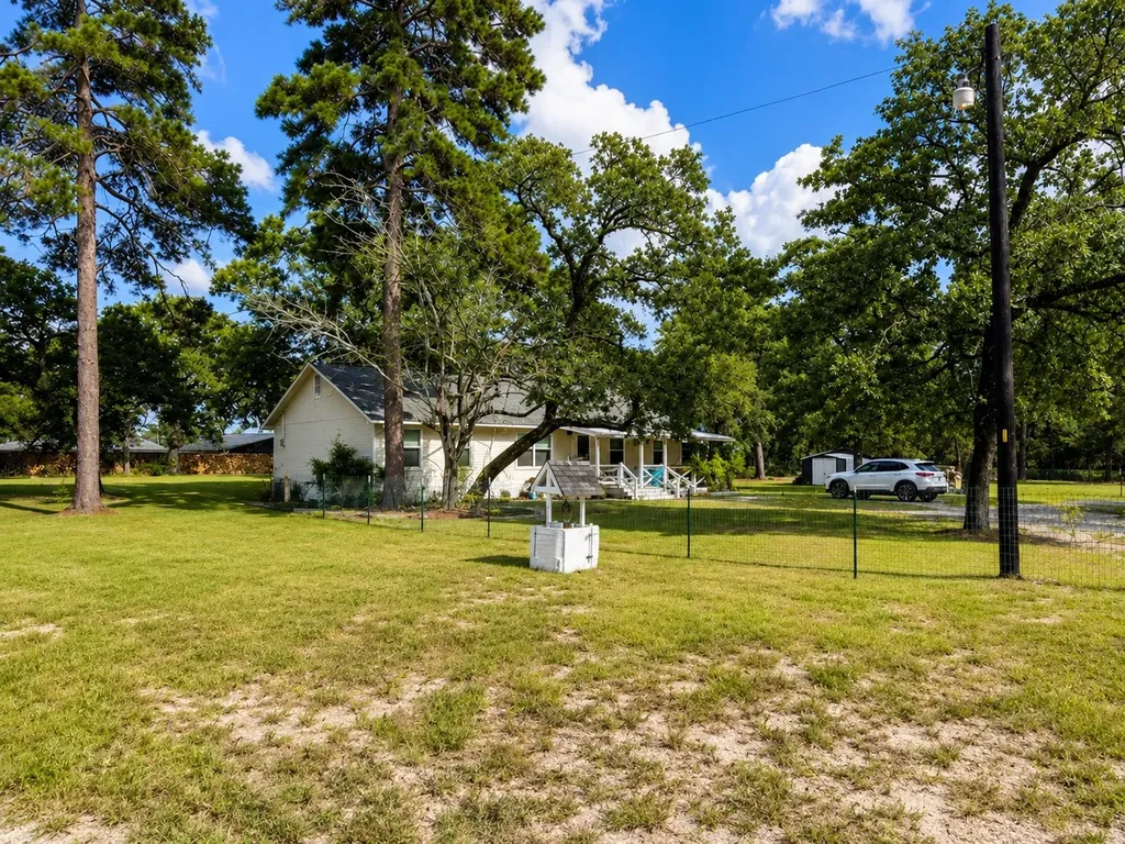 10038 County Road 313 Tyler TX 75706