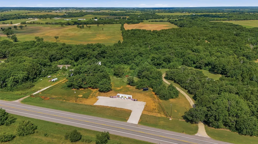 29151 Us Highway 377 Whitesboro TX 76245