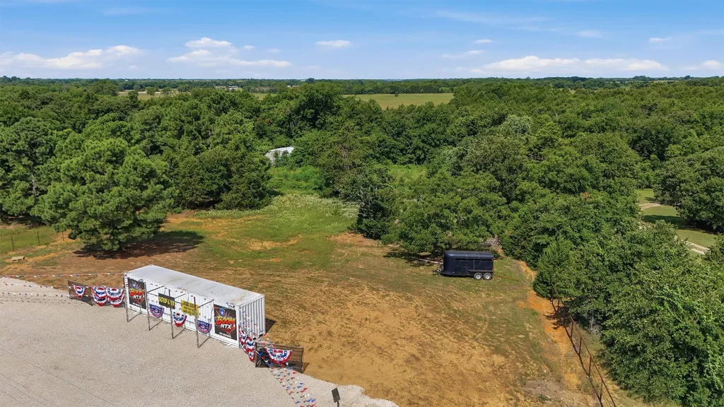 29151 Us Highway 377 Whitesboro TX 76245