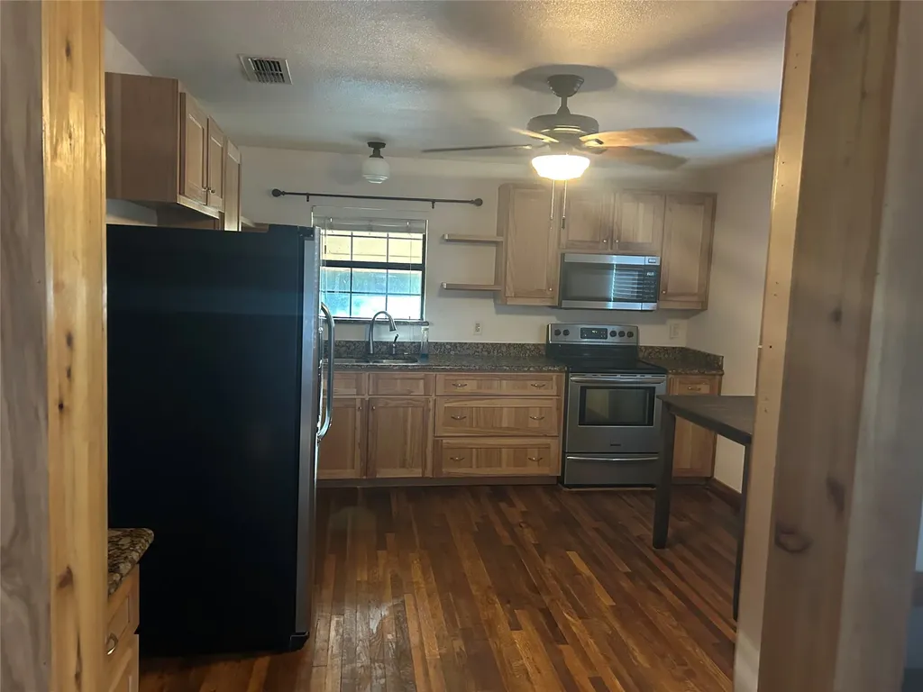 10710 Us Highway 80 Terrell TX 75161