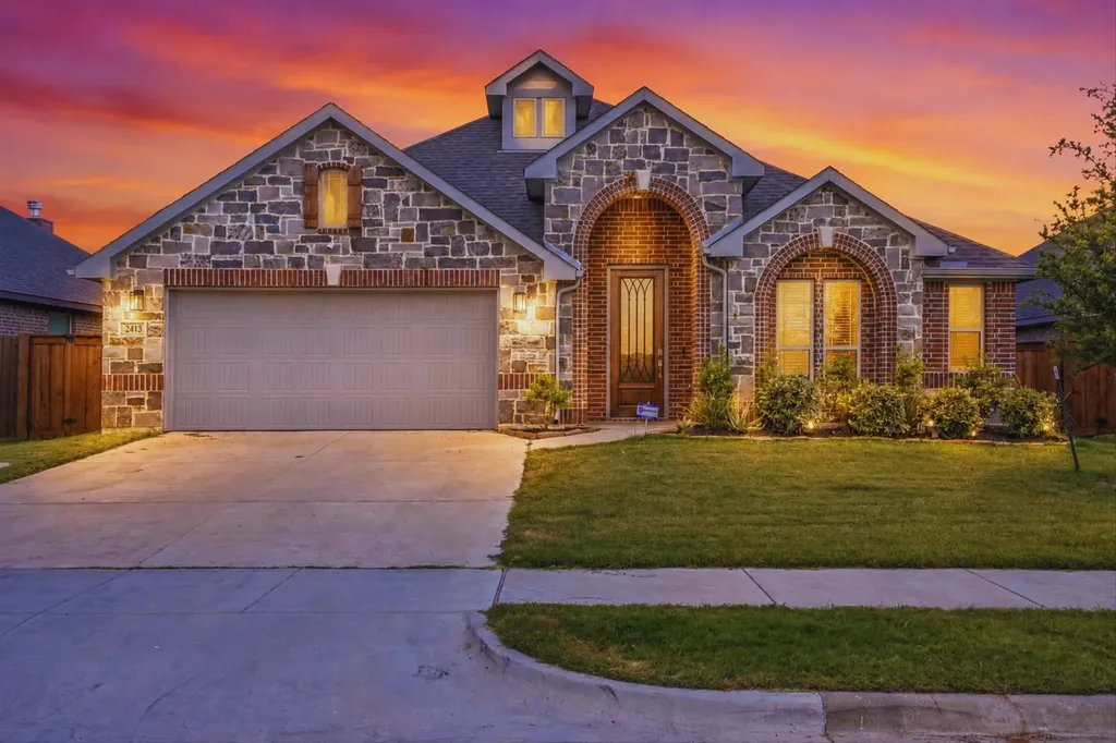 2413 Loxley Drive Mansfield TX 76084