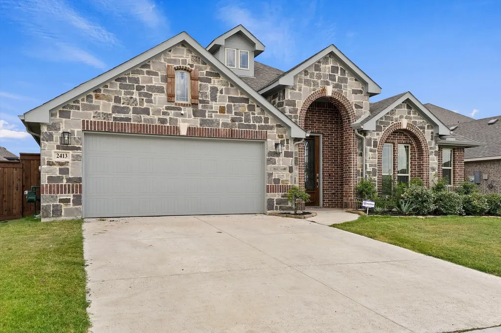 2413 Loxley Drive Mansfield TX 76084