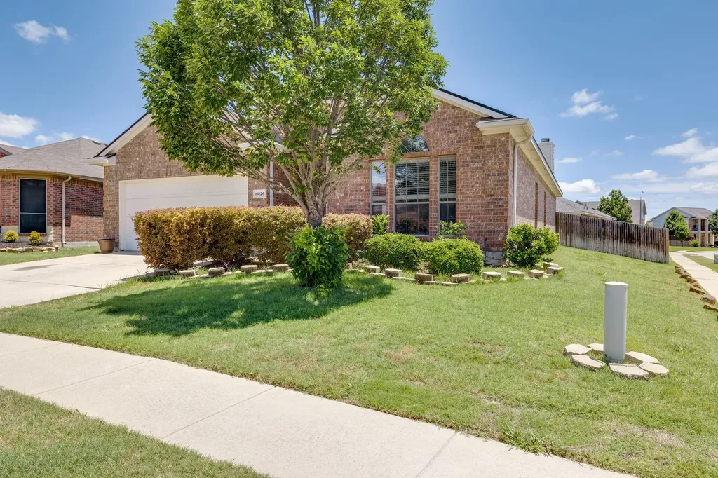 10826 Calderwood Lane Fort Worth TX 76052