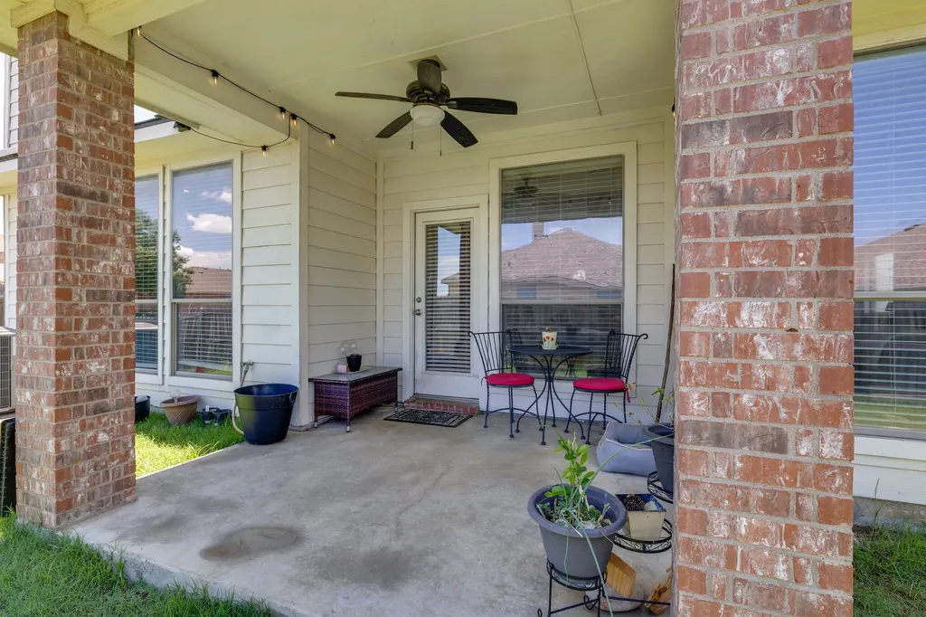 10826 Calderwood Lane Fort Worth TX 76052