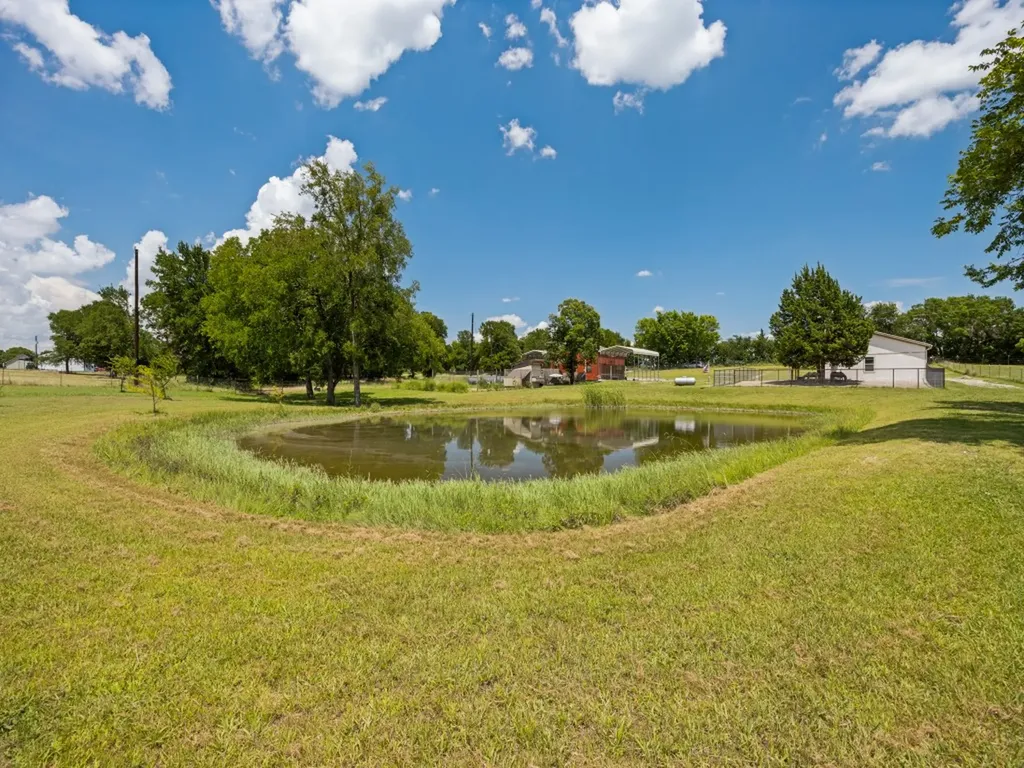 580 Homer Smith Road Van Alstyne TX 75495