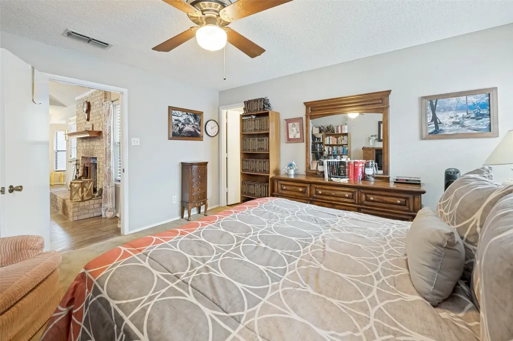 1409 Lincolnshire Way Fort Worth TX 76134