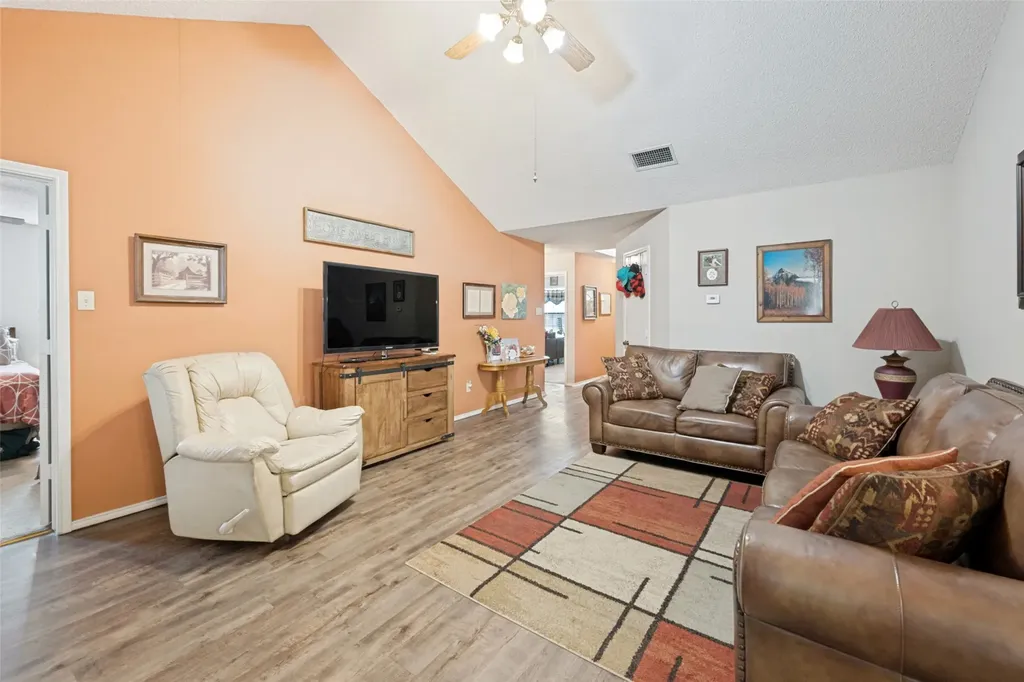 1409 Lincolnshire Way Fort Worth TX 76134