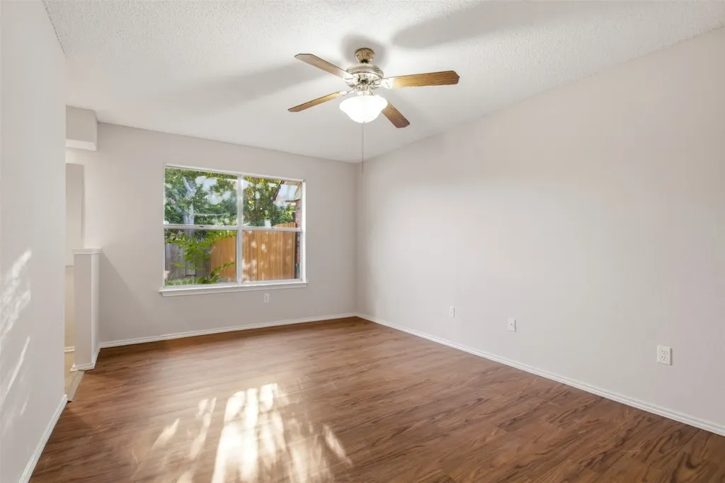 2901 Kathleen Lane Euless TX 76039