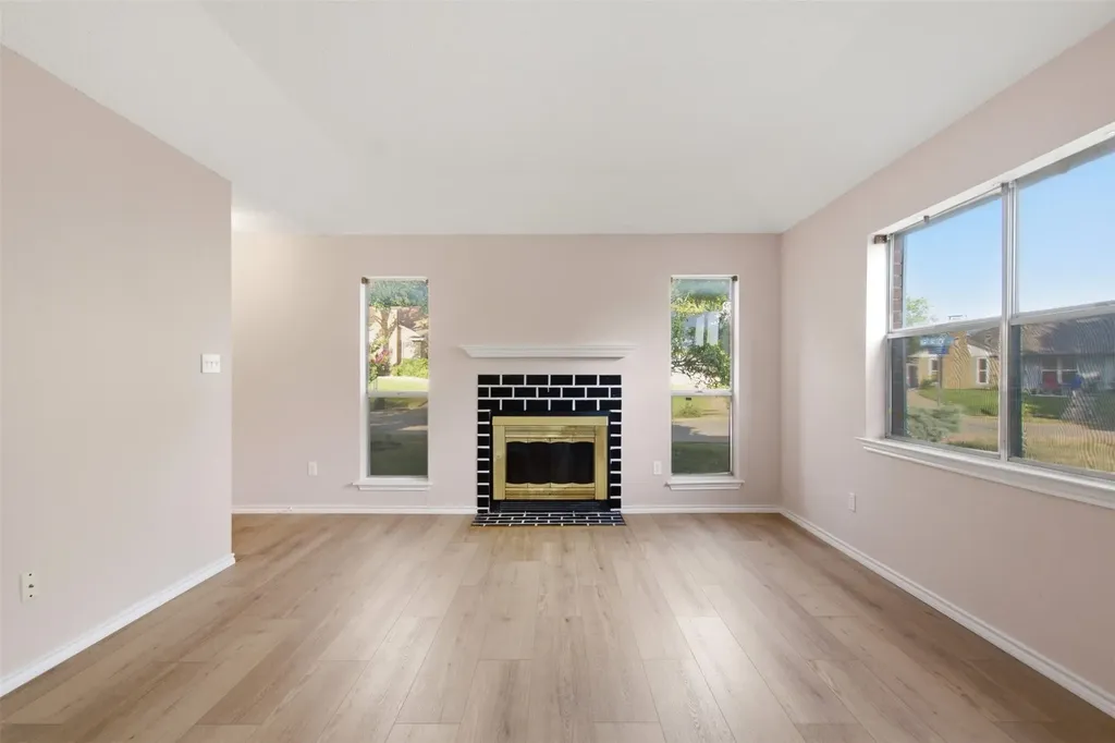 2901 Kathleen Lane Euless TX 76039