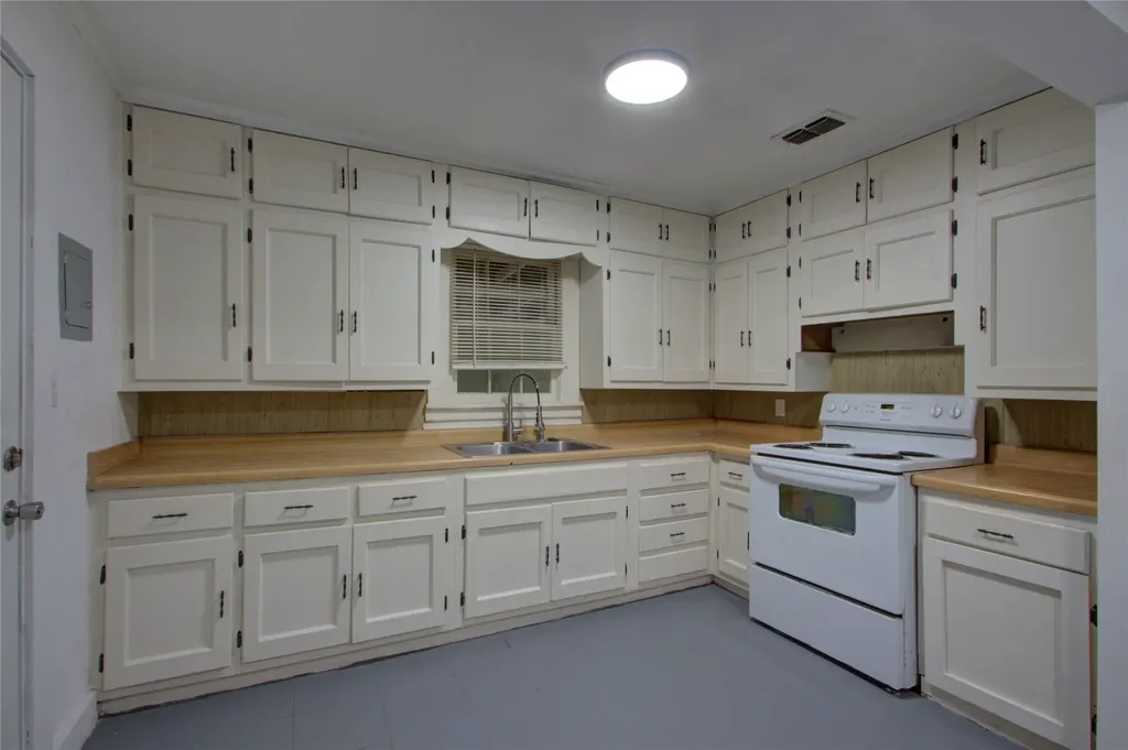 4101 Elizabeth Texarkana TX 75503