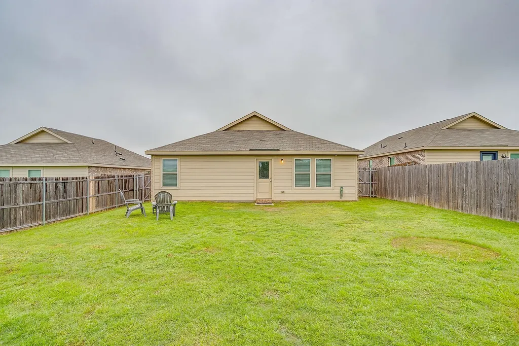 1473 Yachtclub Drive Pelican Bay TX 76020