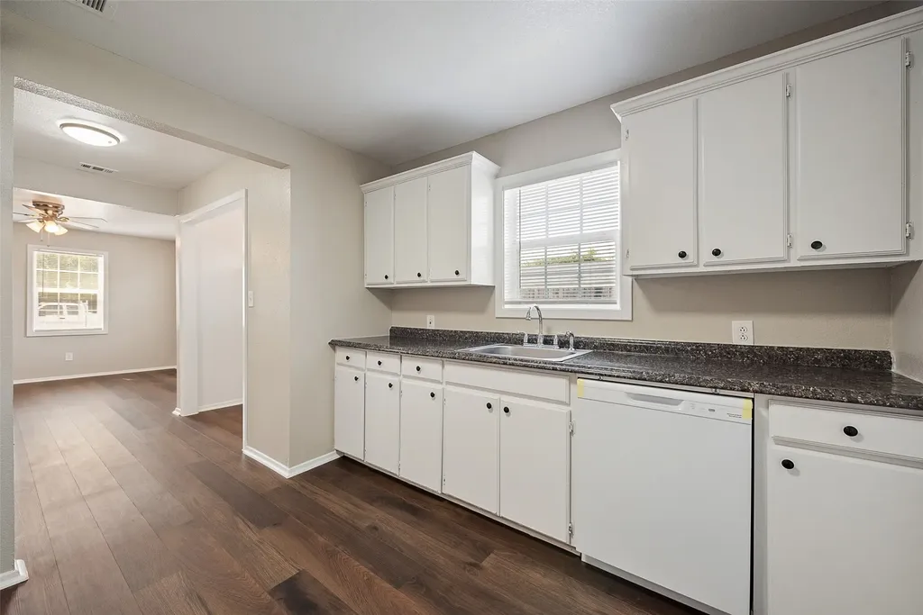 3118 N Nichols Street Fort Worth TX 76106