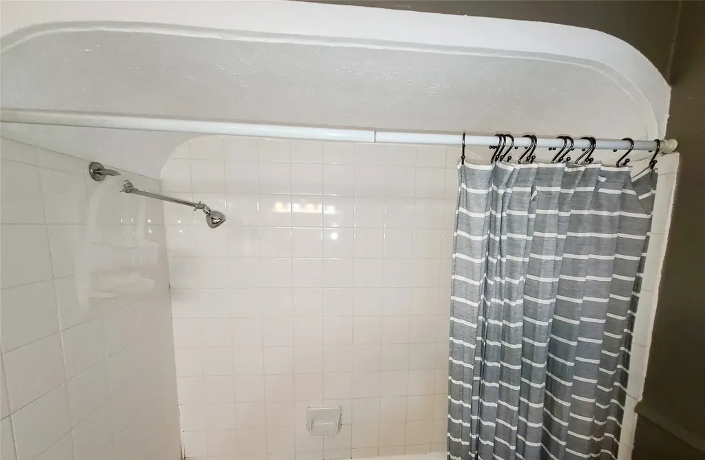 6200 - 6202 Goliad Avenue Dallas TX 75214