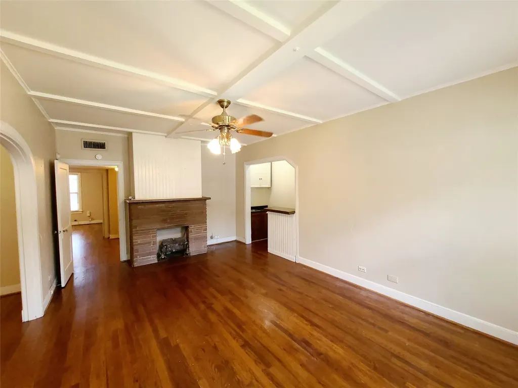 6200 - 6202 Goliad Avenue Dallas TX 75214