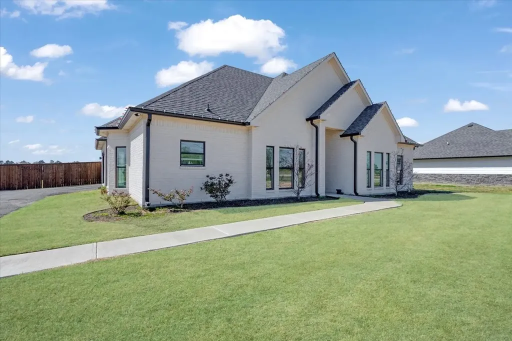 6514 Old Clarksville Road Reno TX 75462