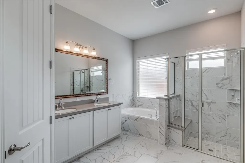4322 Maple Bloom Drive Arlington TX 76005